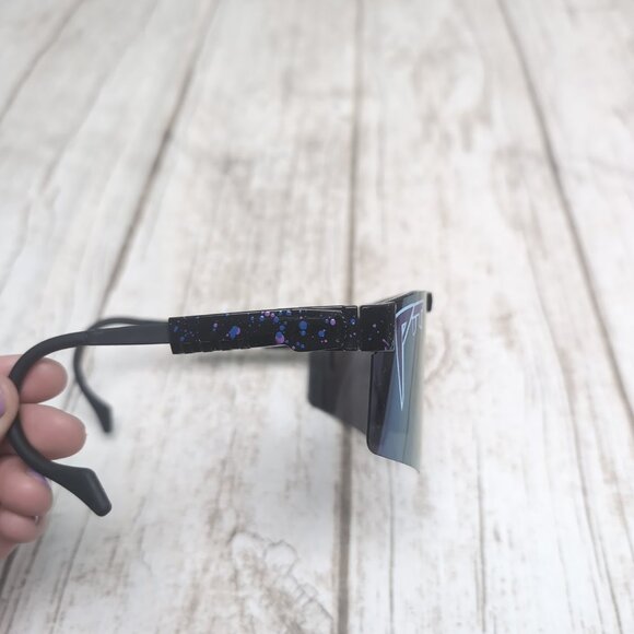 Pit Viper the Original Subglasses with Purple/blue lenses - Picture 5 of 7